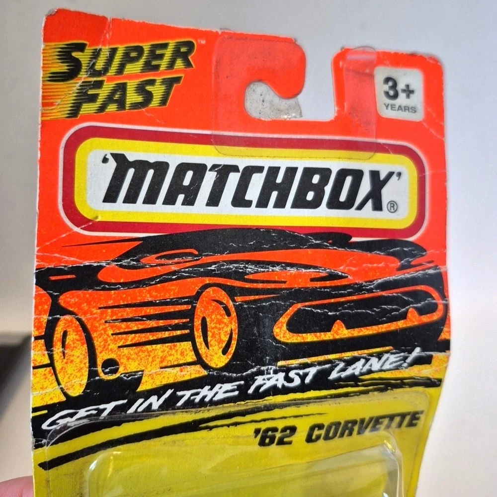 Matchbox #32 Corvette Blue 1994 T37 '62 Damage to Packaging